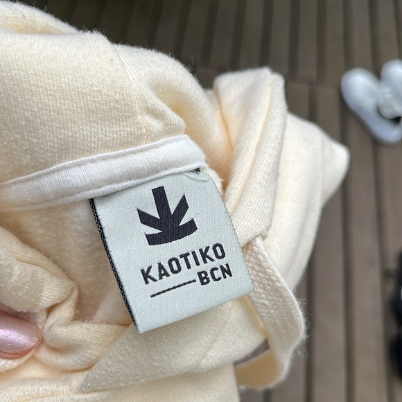 Cream Kaotiko Hoodie from Spain - Picture 3 of 4